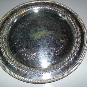 VTG SILVERPLATE TRAY ENGRAVED DESIGN
